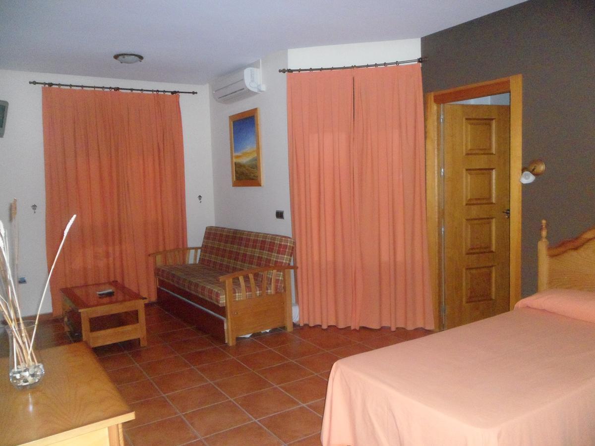 Hotel Rural La Encina Almadén Extérieur photo